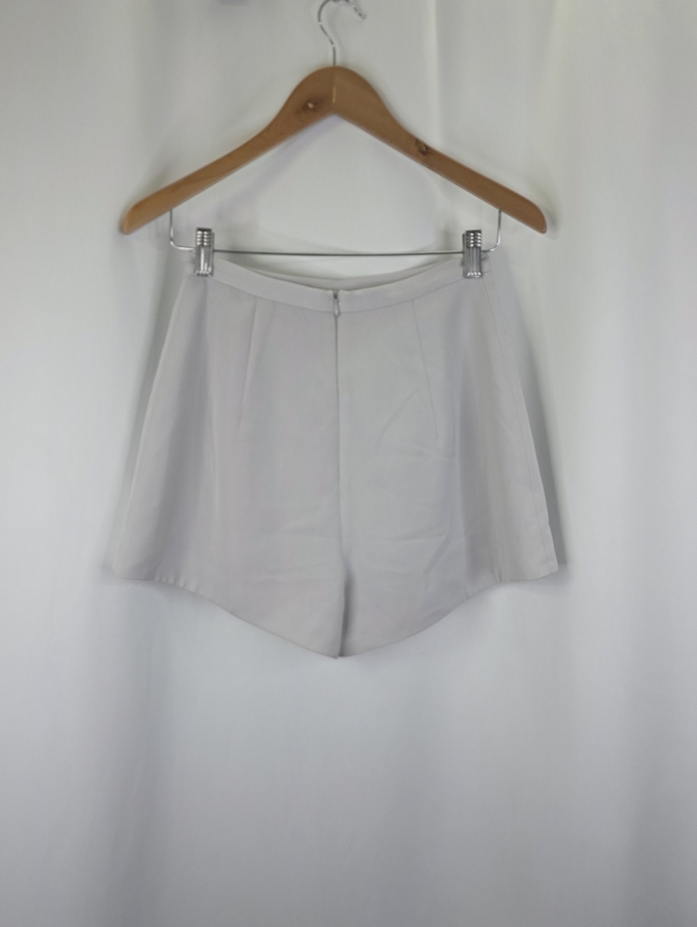 Keepsake Women's Size Small A Lined High Waist Shorts Gray Australian Luxury - Picture 10 of 15